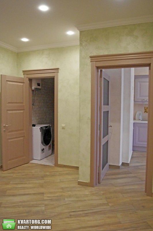 Rent out 2-room apartment. Киев,  Леси Украинки бул — photo 9