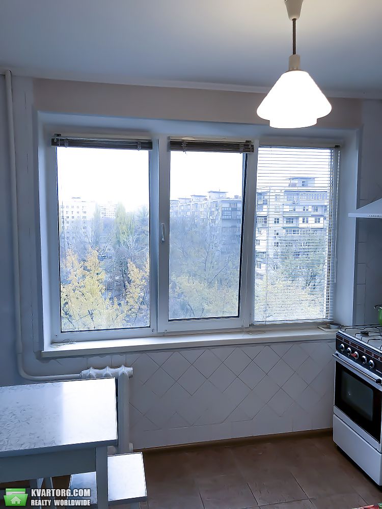 Sell 3-room apartment. Киев,  Лесной пр — photo 3