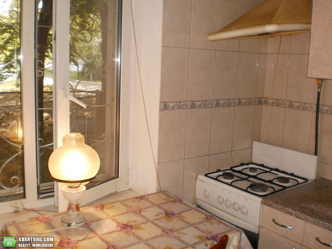 Sell 1-room apartment. Киев,  Курнатовского — photo 2