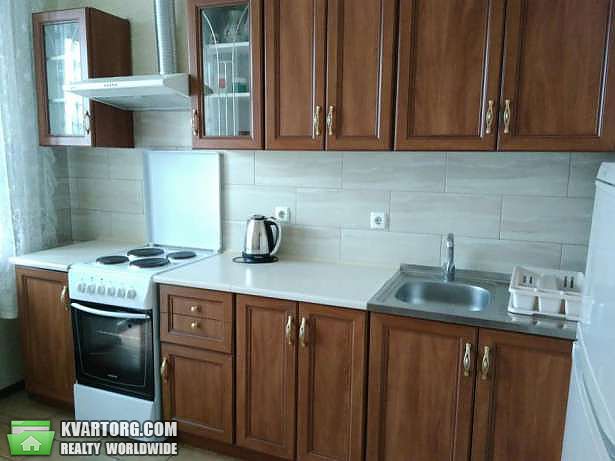 Rent out 1-room apartment. Киев,  Драгоманова — photo 2