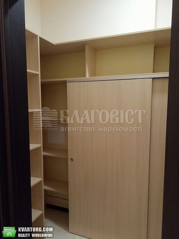Rent out 2-room apartment. Киев,  Драгомирова — photo 3