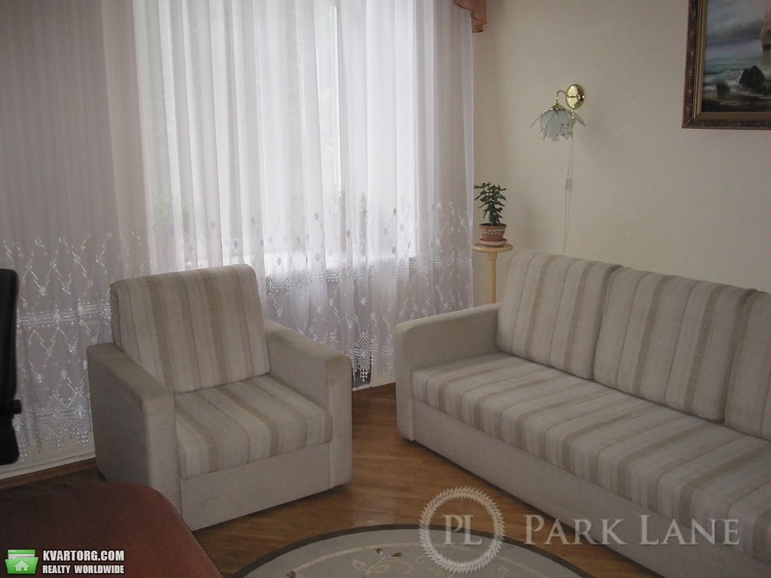 Sell 2-room apartment. Киев,  Рейтарская — photo 1