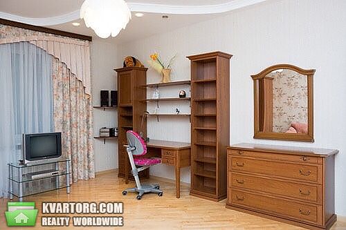Rent out 5-room apartment. Киев,  Драгоманова — photo 9