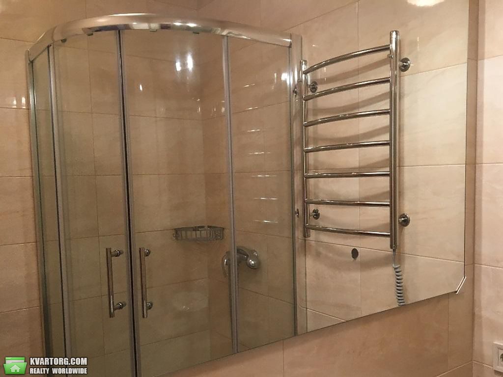 Rent out 2-room apartment. Киев,  Верхняя — photo 9