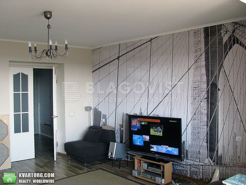 Sell 2-room apartment. Киев,  Старонаводницкая — photo 2