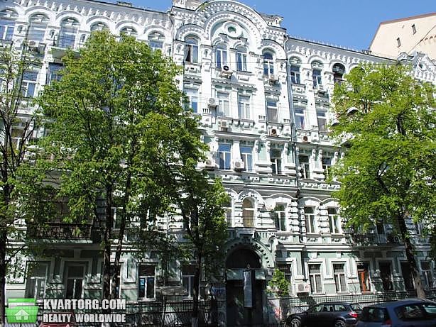 Sell 2-room apartment. Киев,  Большая Житомирская — photo 1