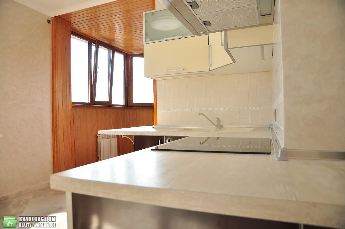 Rent out 2-room apartment. Киев,  Пчелки — photo 6