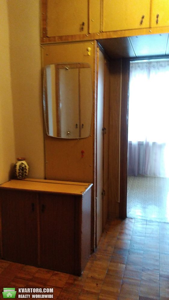 Rent out 1-room apartment. Киев,  Радужная — photo 4