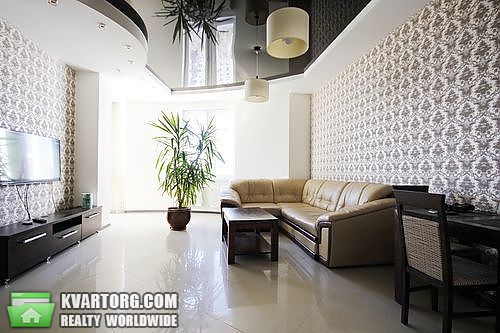 Rent out 2-room apartment. Киев,  Днепровская наб — photo 4