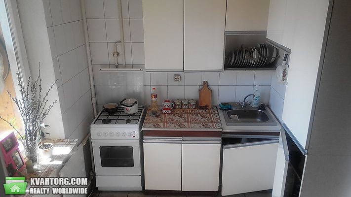 Sell 1-room apartment. Киев,  Героев Днепра — photo 2