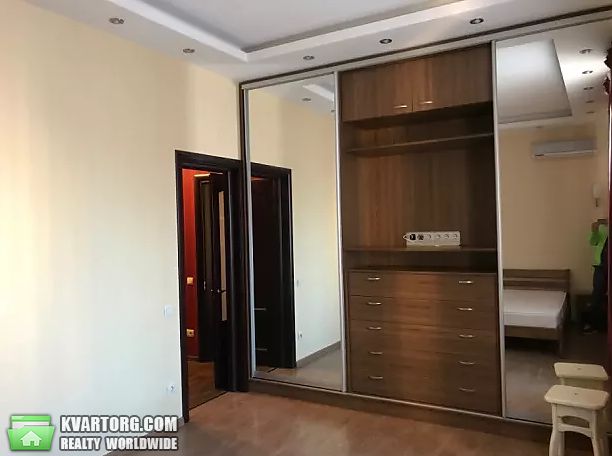 Rent out 2-room apartment. Киев, Героев Сталинграда — photo 6