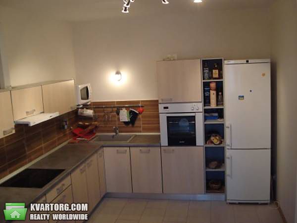 Rent out 3-room apartment. Киев,  Бажана — photo 9