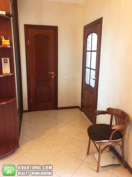 Rent out 2-room apartment. Киев,  Голосеевская — photo 1