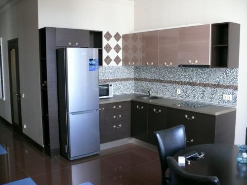 Rent out 2-room apartment. Одесса, Французский бульвар — photo 2