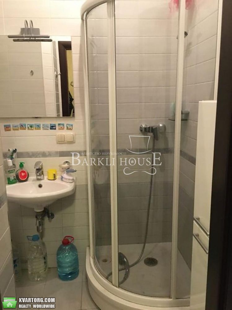 Rent out 3-room apartment. Киев,  Леваневского — photo 7