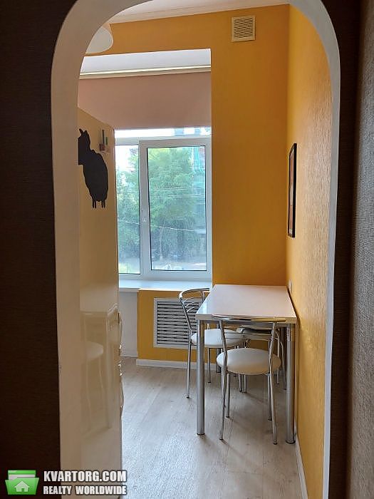 Sell 1-room apartment. Киев,  Андреевская — photo 2