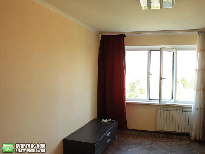 Sell 2-room apartment. Киев,  Жмеринская — photo 1