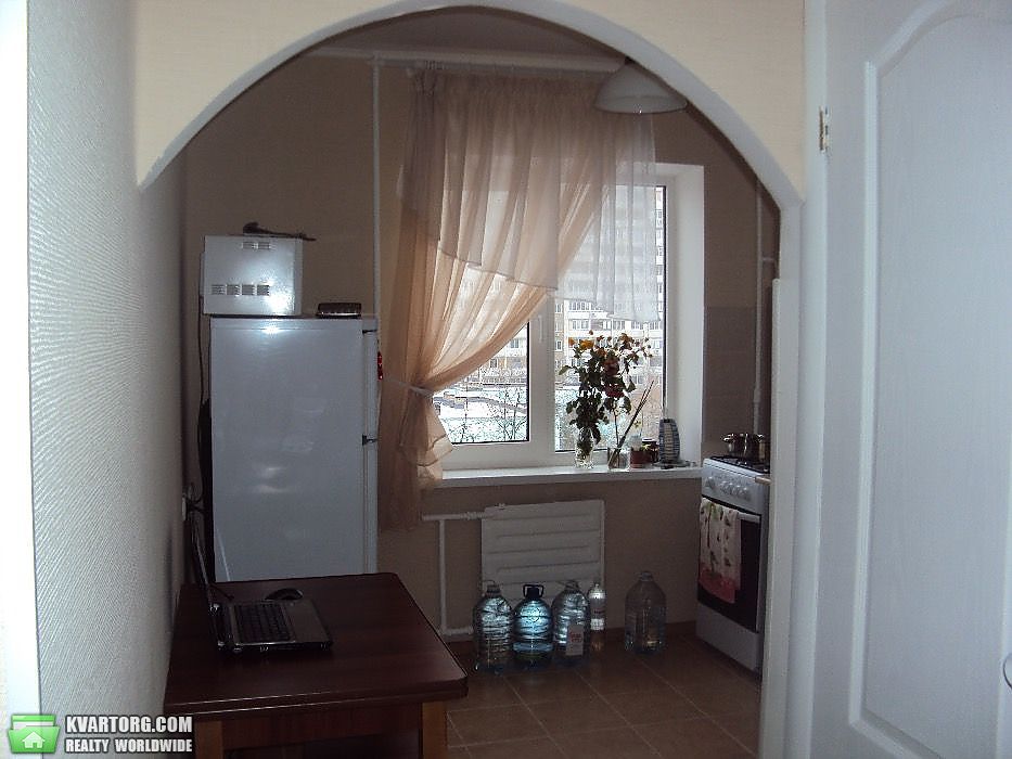 Sell 2-room apartment. Киев,  Озерная — photo 2