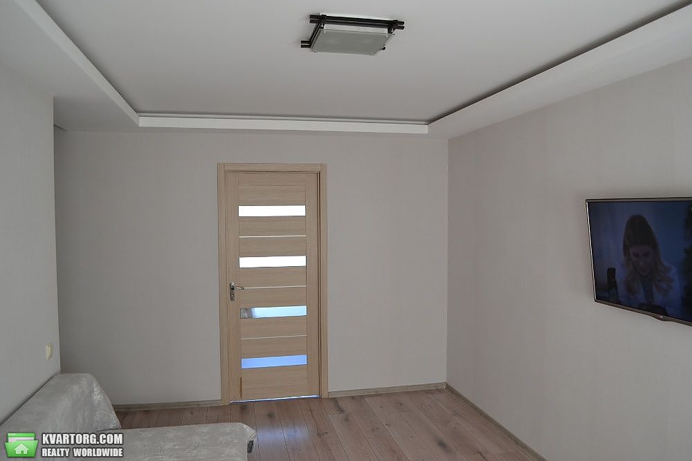 Sell 2-room apartment. Киев,  Полковая — photo 2