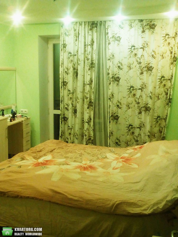 Sell 4-room apartment. Днепропетровск, Богомаза — photo 4