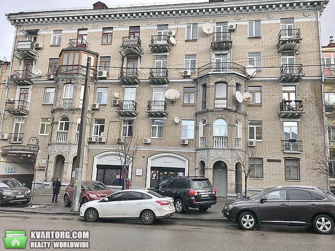 Rent out 2-room apartment. Киев,  Лютеранская — photo 10
