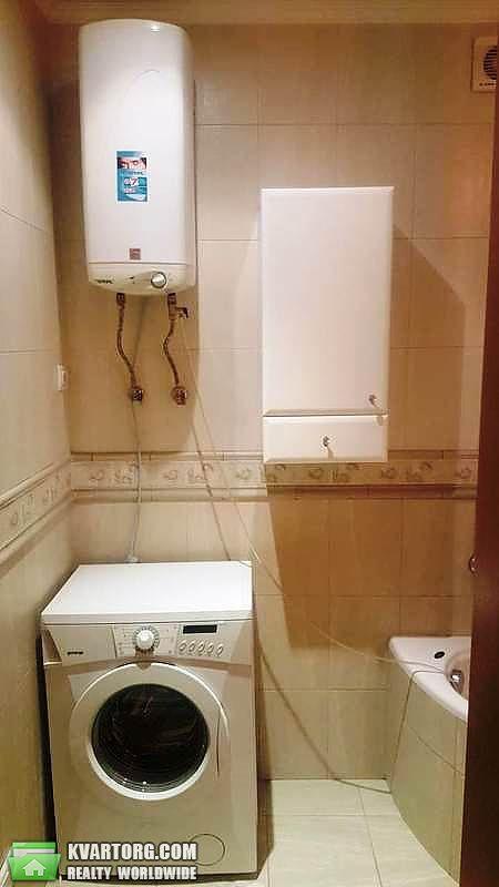 Rent out 1-room apartment. Киев, ул.Дмитриевская — photo 2