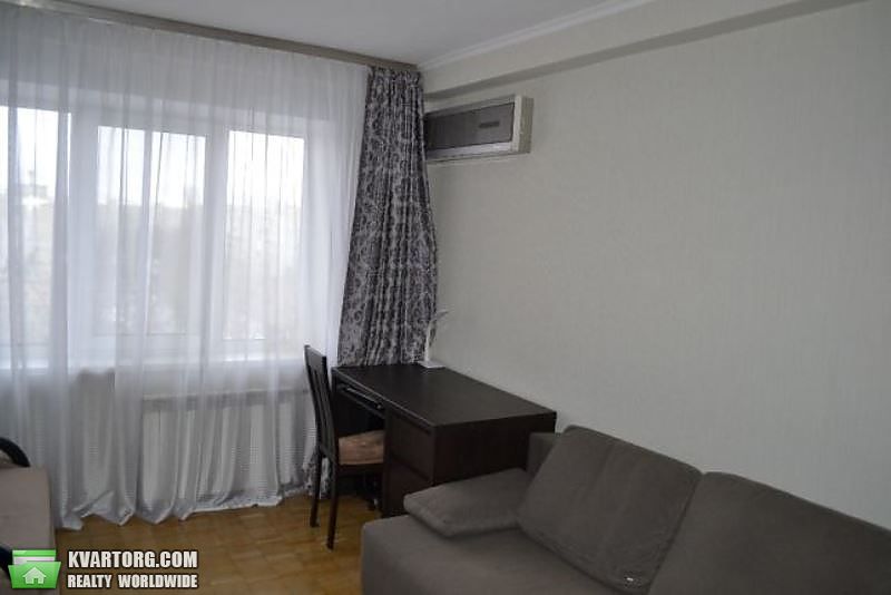 Sell 1-room apartment. Киев,  Лесной пр — photo 3