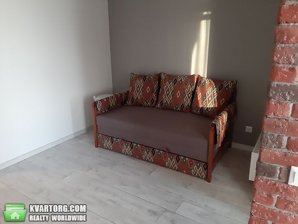 Rent out 1-room apartment. Киев, соборности — photo 7