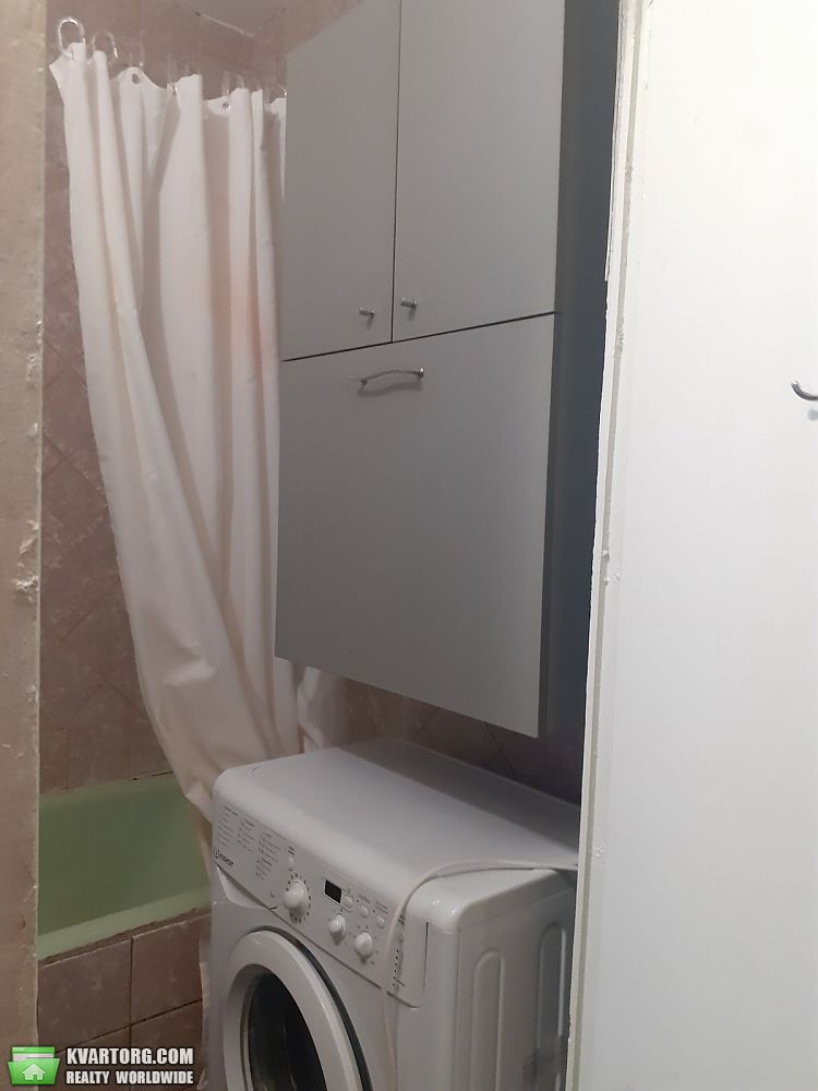 Rent out 1-room apartment. Киев,  Лисковская — photo 8