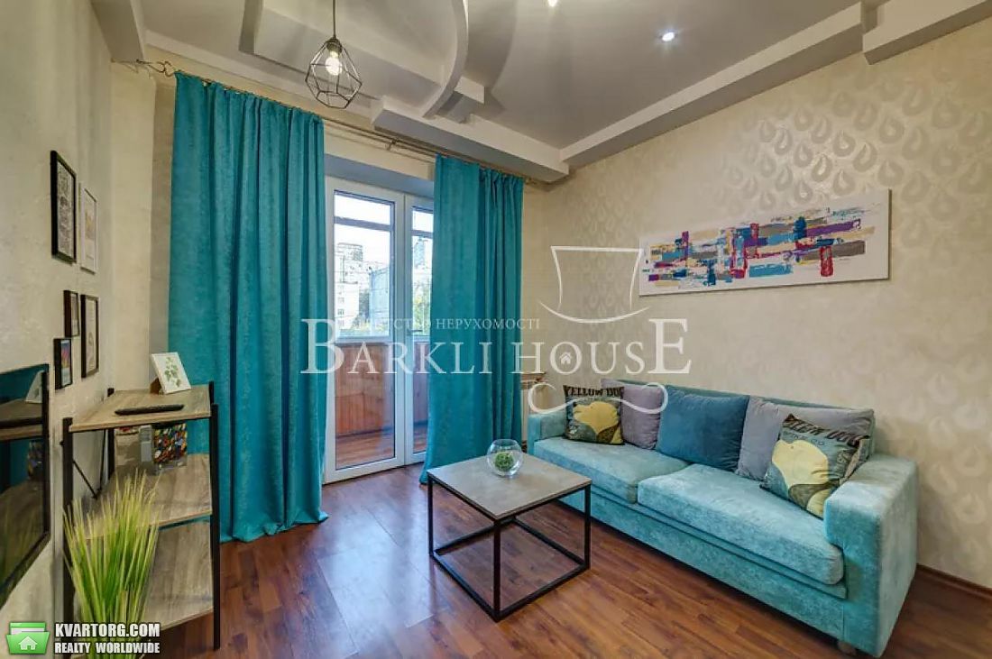 Rent out 3-room apartment. Киев,  Большая Васильковская — photo 2