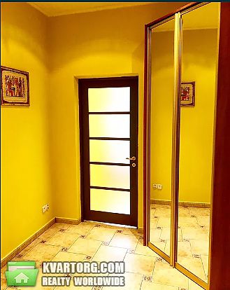 Rent out 2-room apartment. Львов, Романчука — photo 2