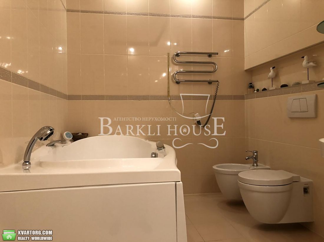 Rent out 3-room apartment. Киев,  Окипной — photo 8