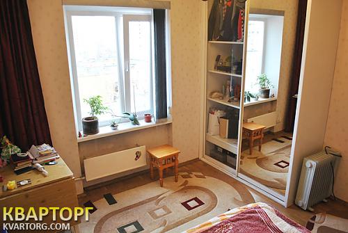 Rent out 3-room apartment. Киев, Декабристов — photo 5