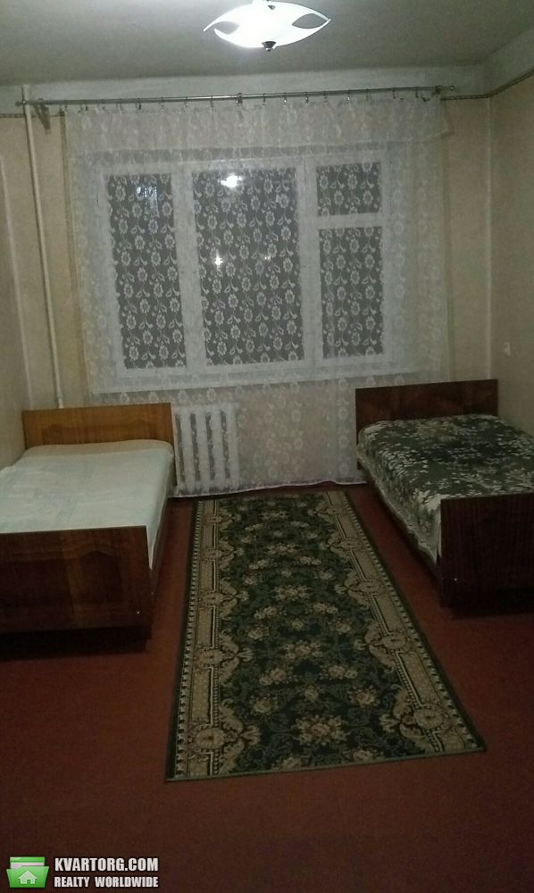 Rent out 2-room apartment. Киев,  Петра Запорожца — photo 2