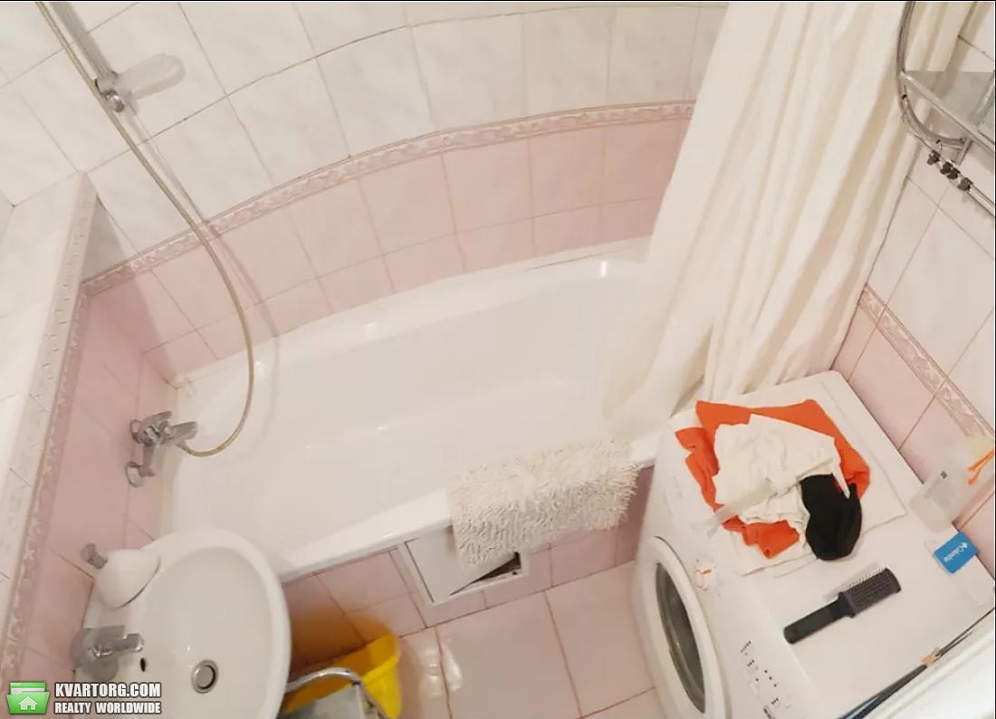 Rent out 3-room apartment. Киев, Радужная — photo 7