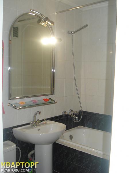 Rent out 1-room apartment. Киев, Антоновича — photo 10