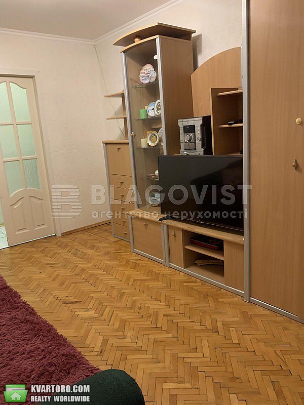 Sell 3-room apartment. Киев,  Первомайского — photo 3
