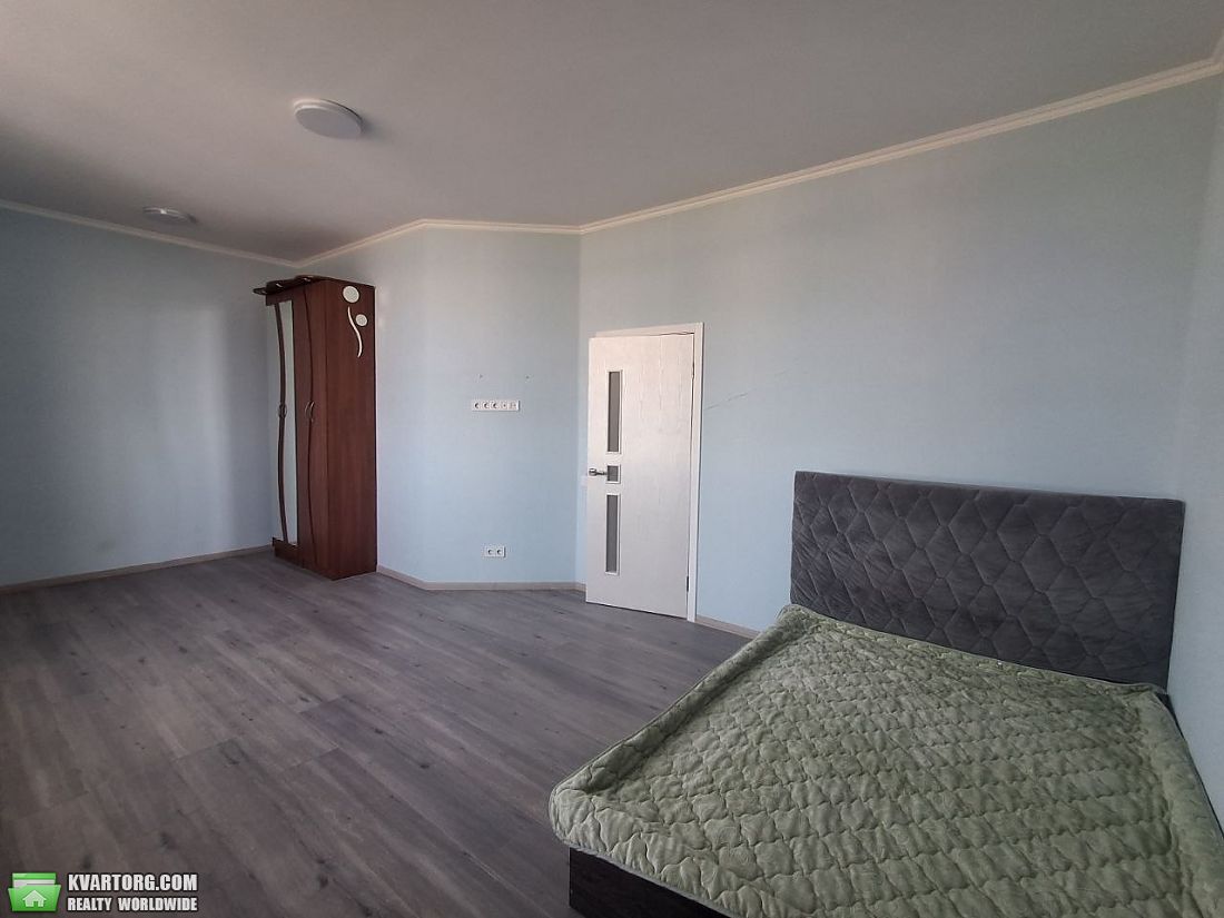Rent out 2-room apartment. Киев, ушинского — photo 4