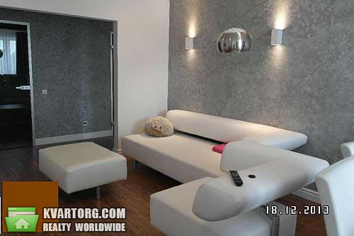 Sell 3-room apartment. Киев, Петропавловская — photo 1