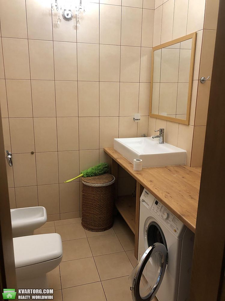 Rent out 3-room apartment. Киев,  Дмитриевская — photo 3