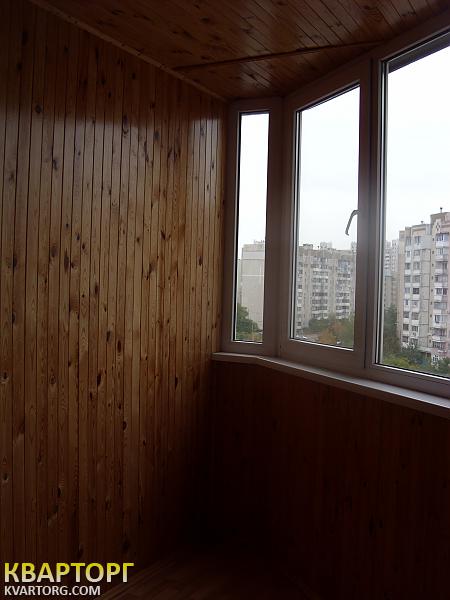 Sell 2-room apartment. Киев,  Радунская — photo 4