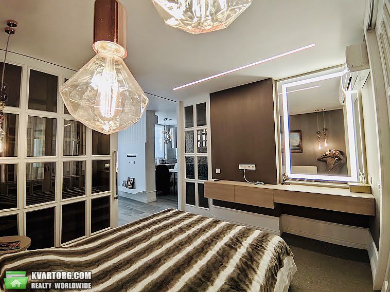 Rent out 1-room apartment. Киев,  Маршала Конева — photo 2