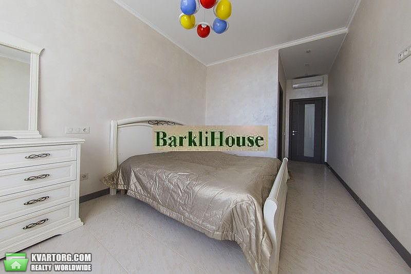 Rent out 2-room apartment. Киев,  Шамрыло — photo 8