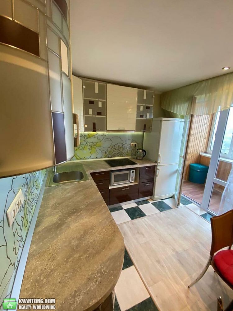 Sell 1-room apartment. Киев,  Волгоградская — photo 2
