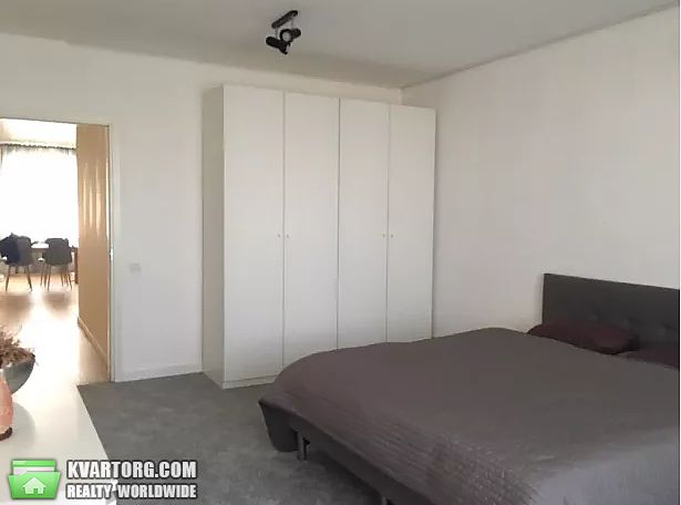 Rent out 2-room apartment. Киев,  Братская — photo 9