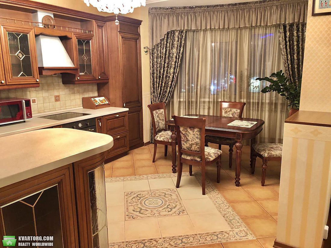 Rent out 2-room apartment. Киев,  Днепровская наб — photo 3