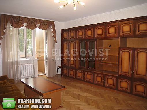 Rent out 3-room apartment. Киев, Предславинская — photo 1