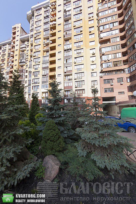 Sell 3-room apartment. Киев,  Щорса — photo 1