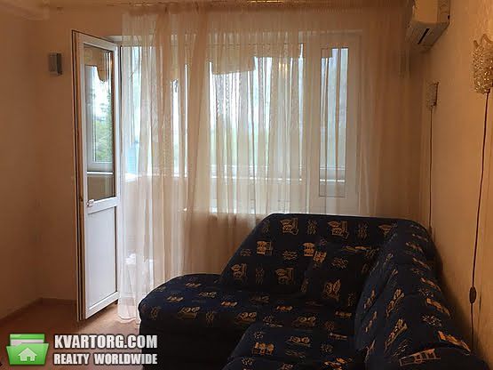 Sell 3-room apartment. Киев,  Шлихтера — photo 2