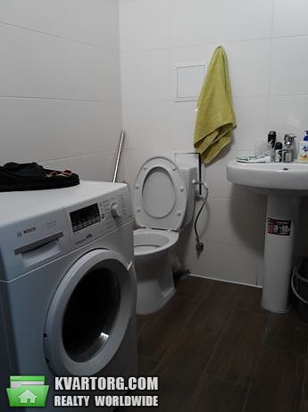 Rent out 1-room apartment. Киев,  Европейская пл — photo 4